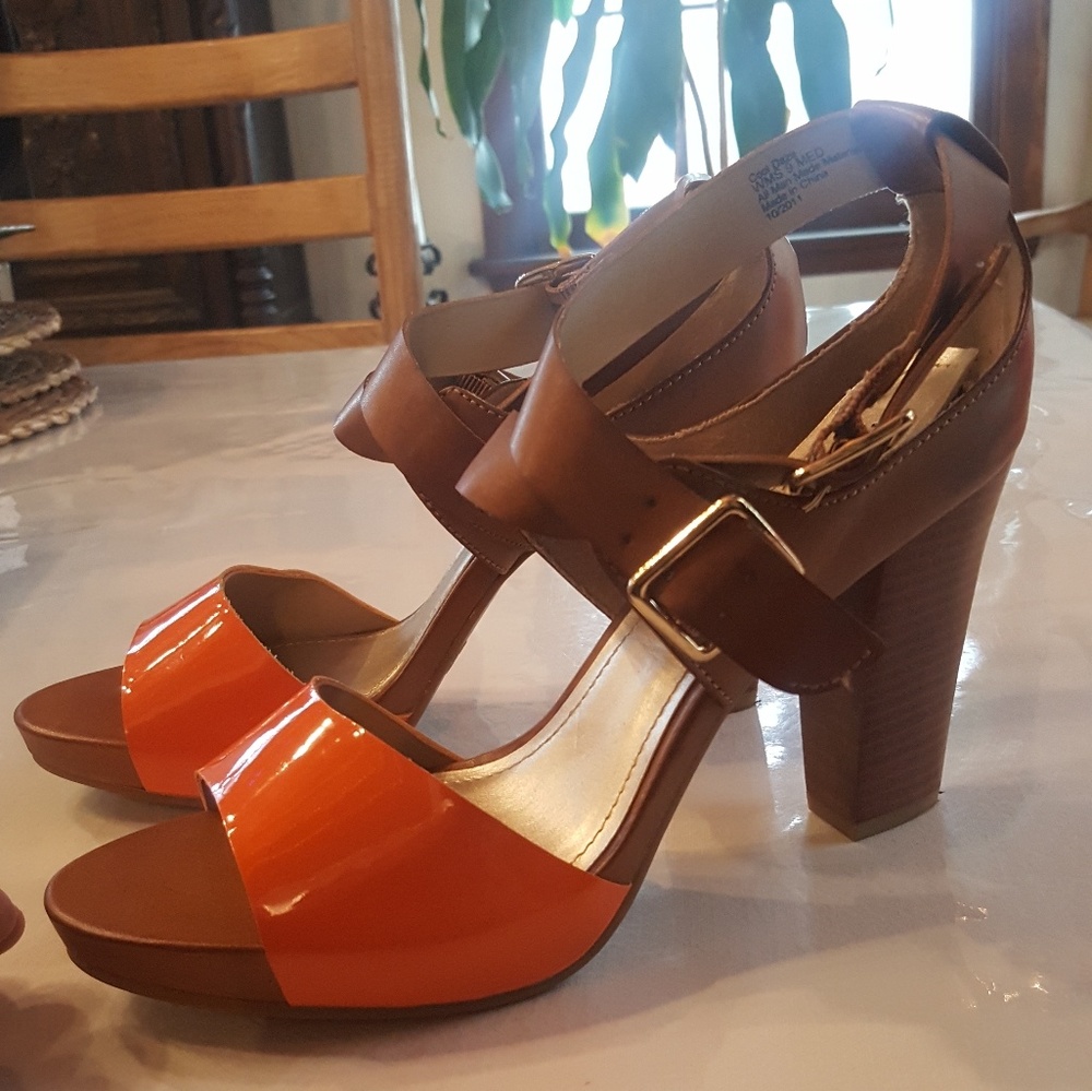 Kenneth Cole Mules